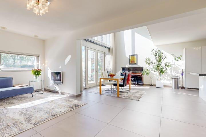 Tussenwoning te koop: Vitruviusstraat 182, Leiden