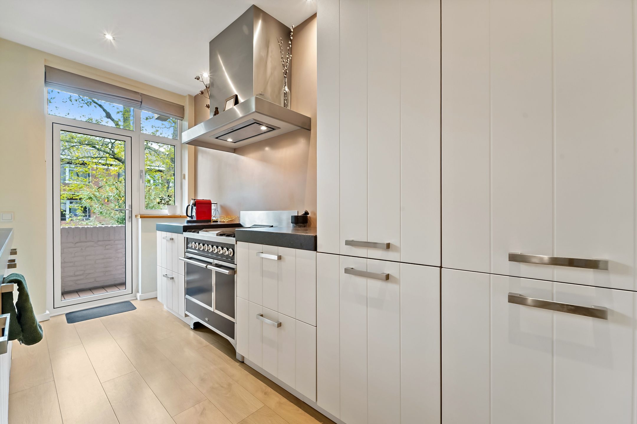 Photo 15 of Schoutenstraat 63