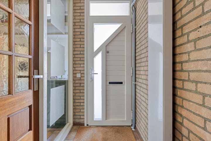Photo 3 of Adelbertweg 17