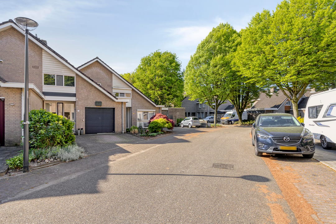 Photo 38 of Adelbertweg 17