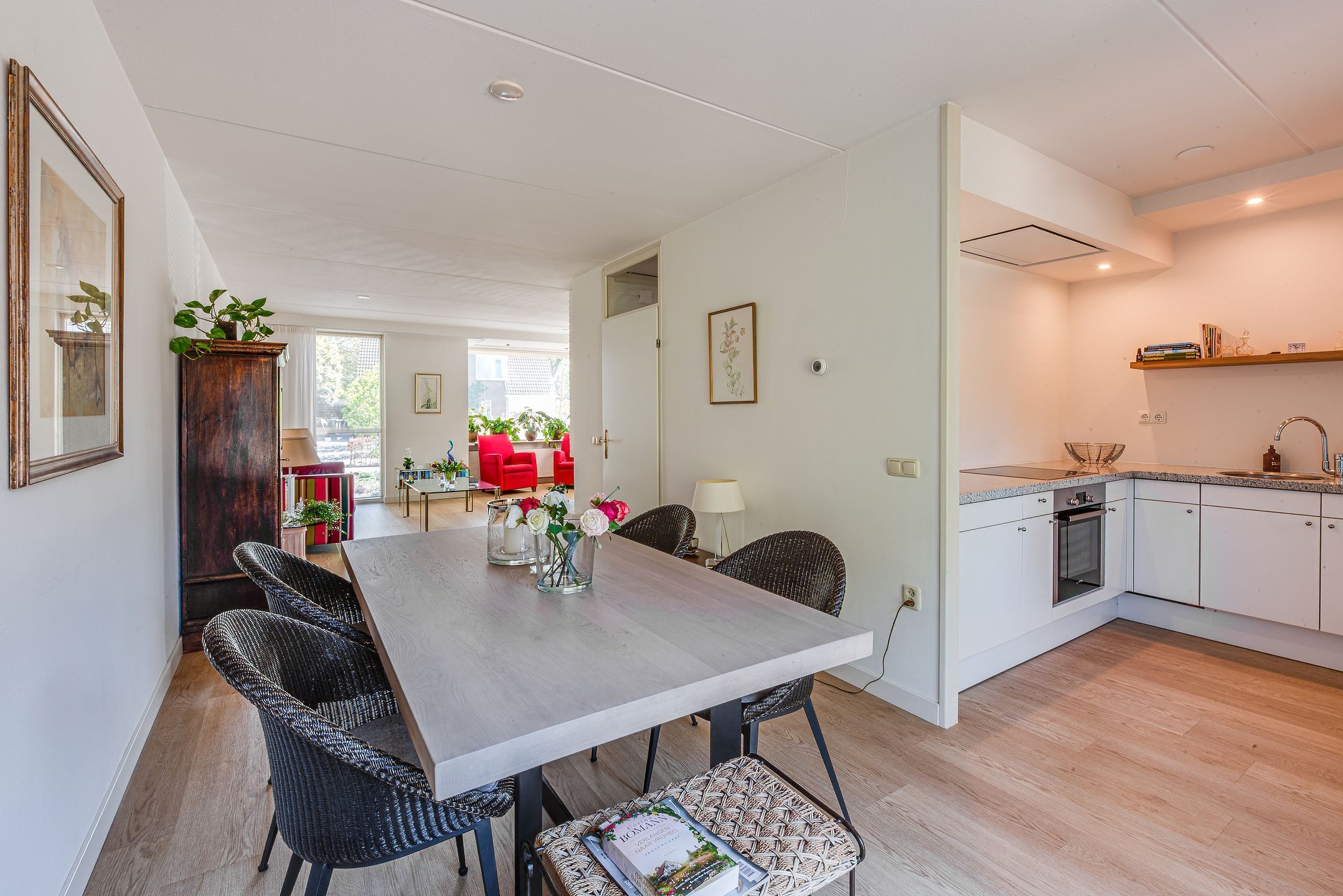 Photo 12 of Koenestraat 86