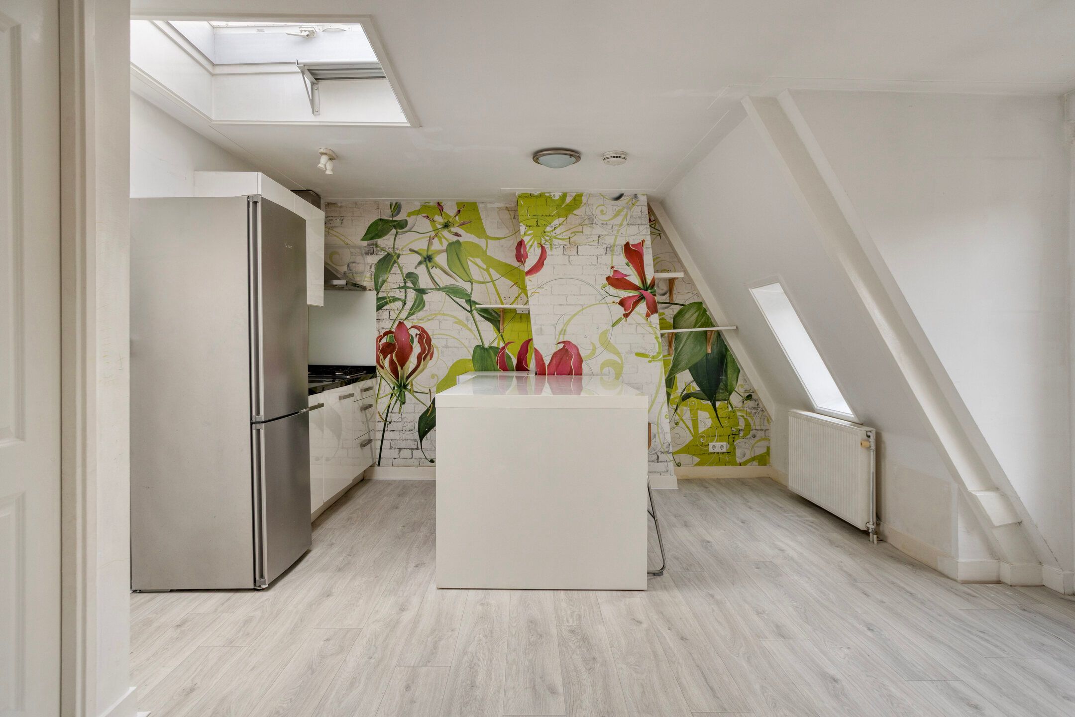 Bright move-in ready apartment on freehold land in Amsterdam — 12