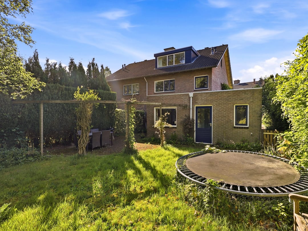 Photo 23 of Van Lidth de Jeudelaan 17