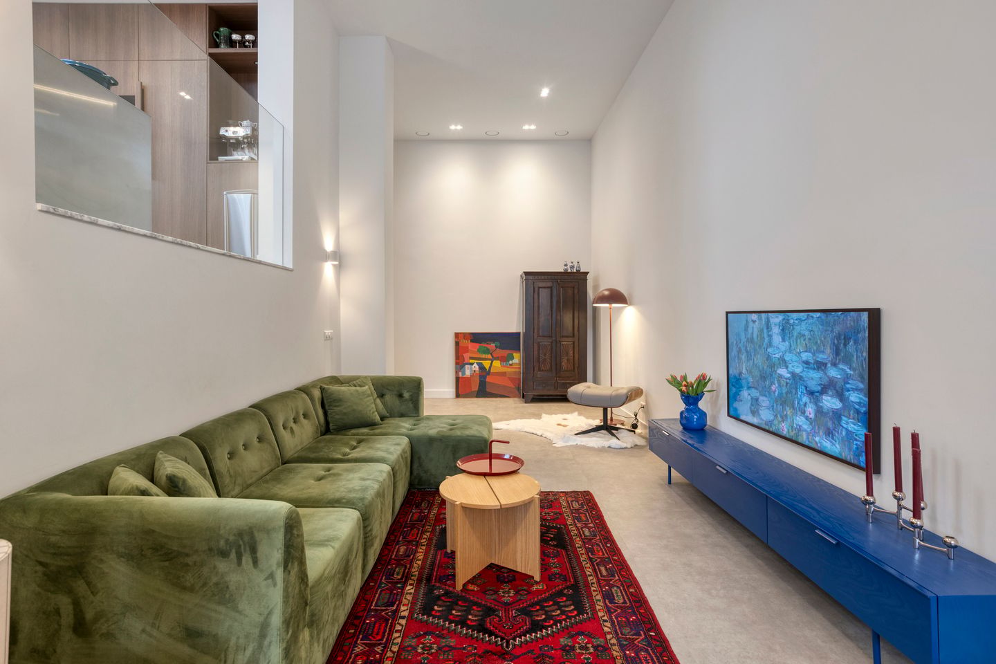 Historic Aquarium Building in Zaandijk Fully Renovated with Luxury Finishes — 20