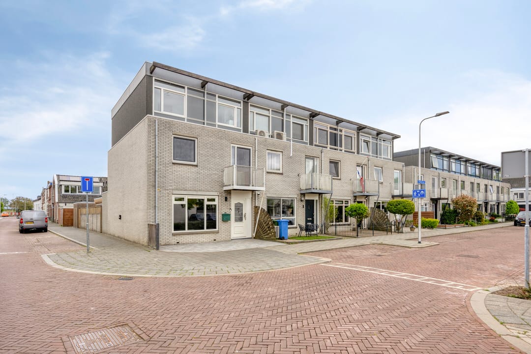 Foto 1 van Baljuwstraat 1