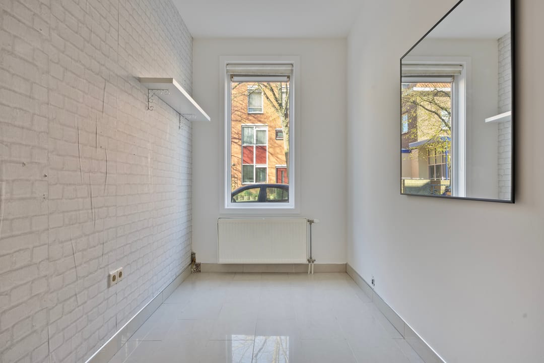 Photo 11 of Weesperstraat 90