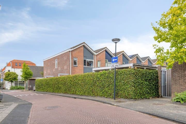 Foto 5 van Lombokstraat 1