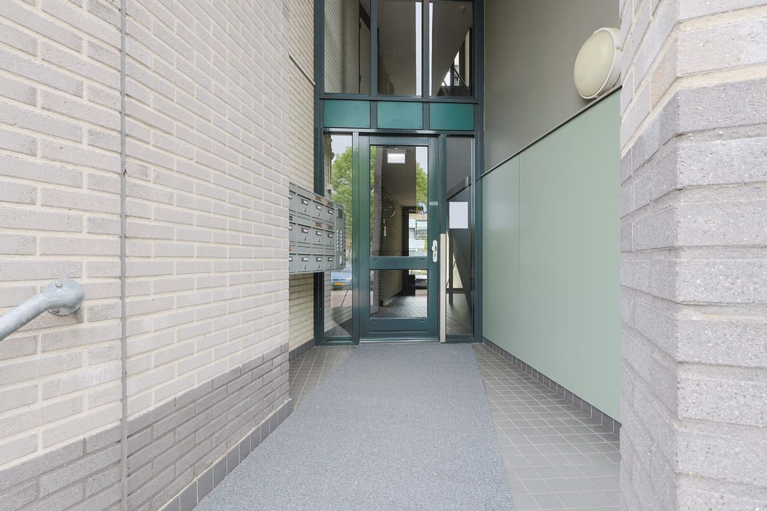 Photo 7 of Dr.van Helvoortstraat 24