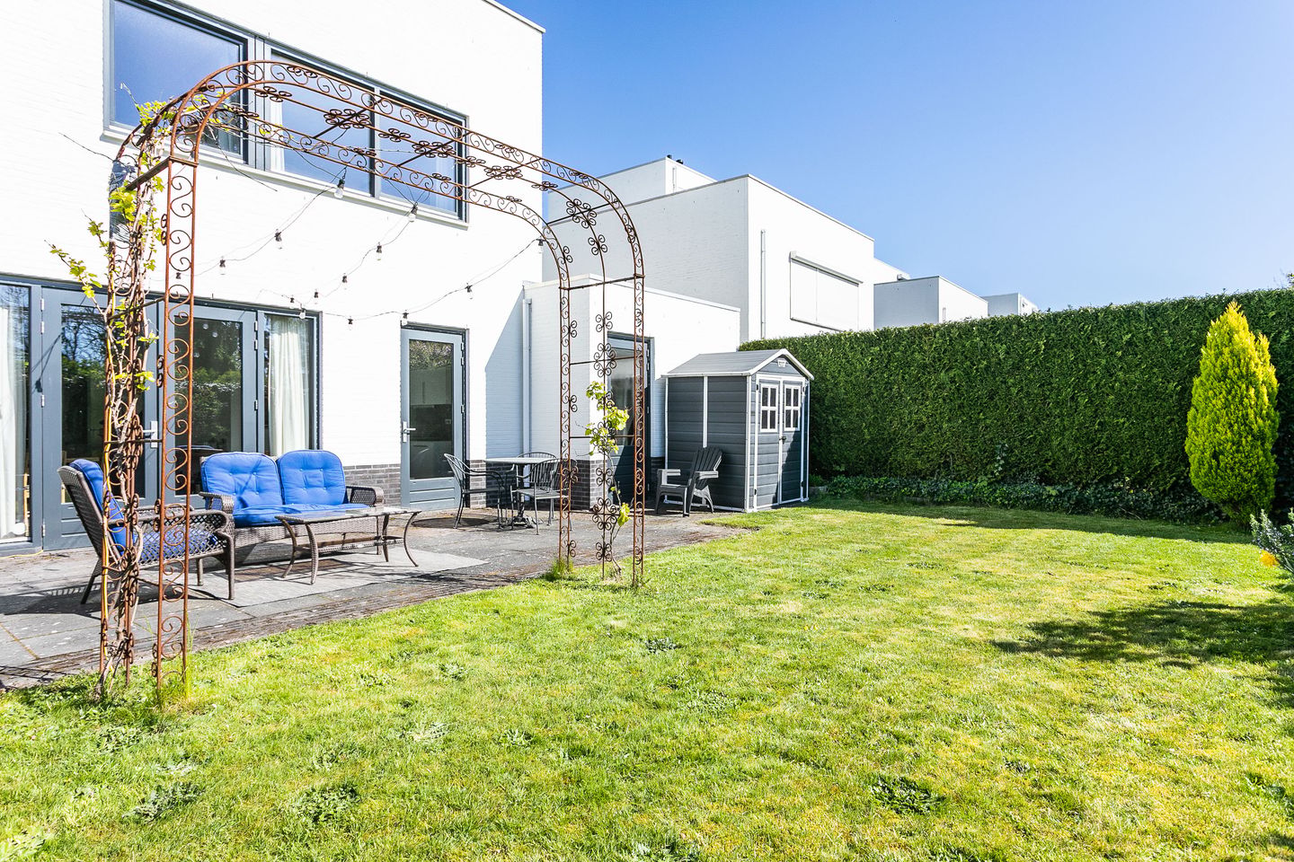 Spacious Detached Home with Indoor Garage in Sought-After Amstenraderveld — 29