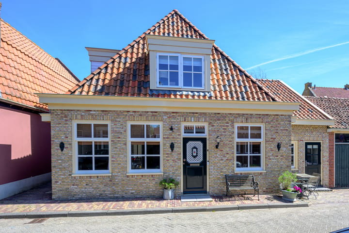 Photo 2 of Wijdesteeg 10