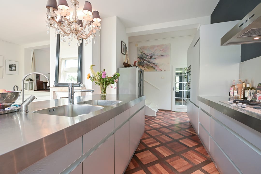 Photo 8 of Brugsestraat 73