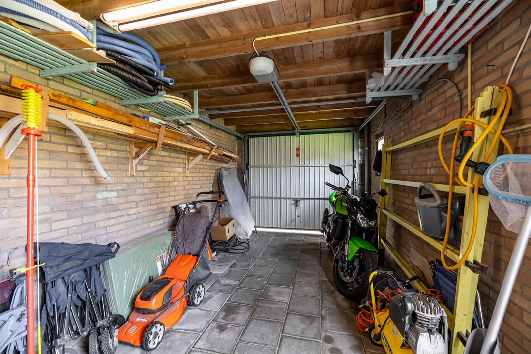 Photo 38 of Rozenstraat 17