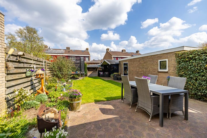 Photo 2 of Rozenstraat 17