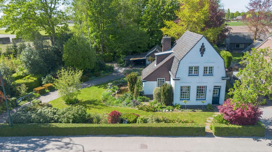 Characteristic Detached Home with Large Garden and Outbuildings in Haaren — 32