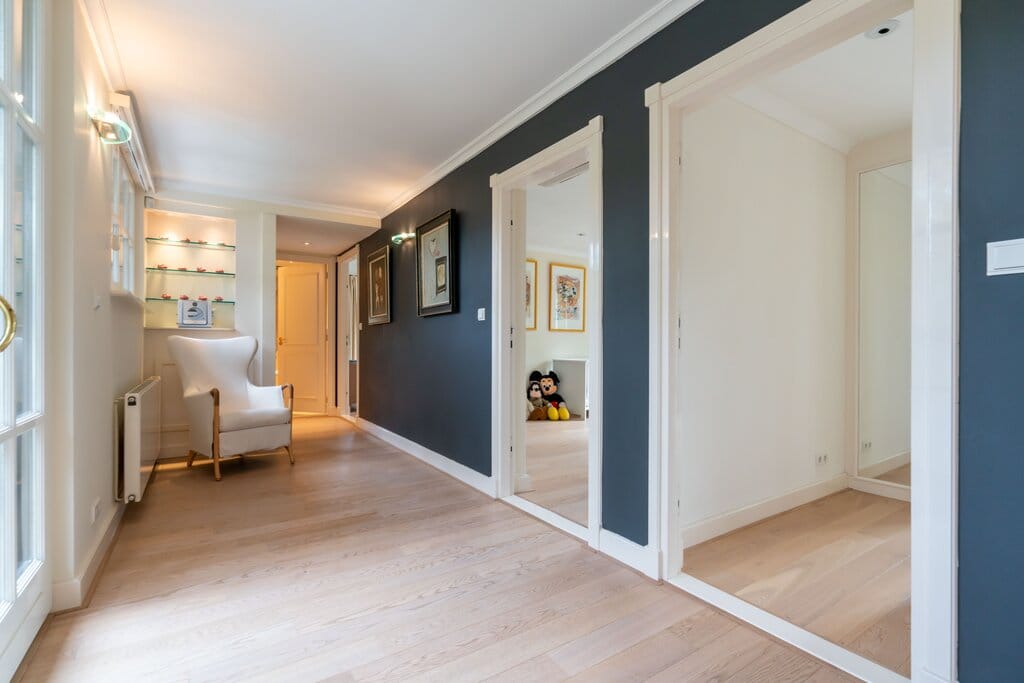 Stately Detached Villa with Expansive Garden Near Wassenaar Centre — 25