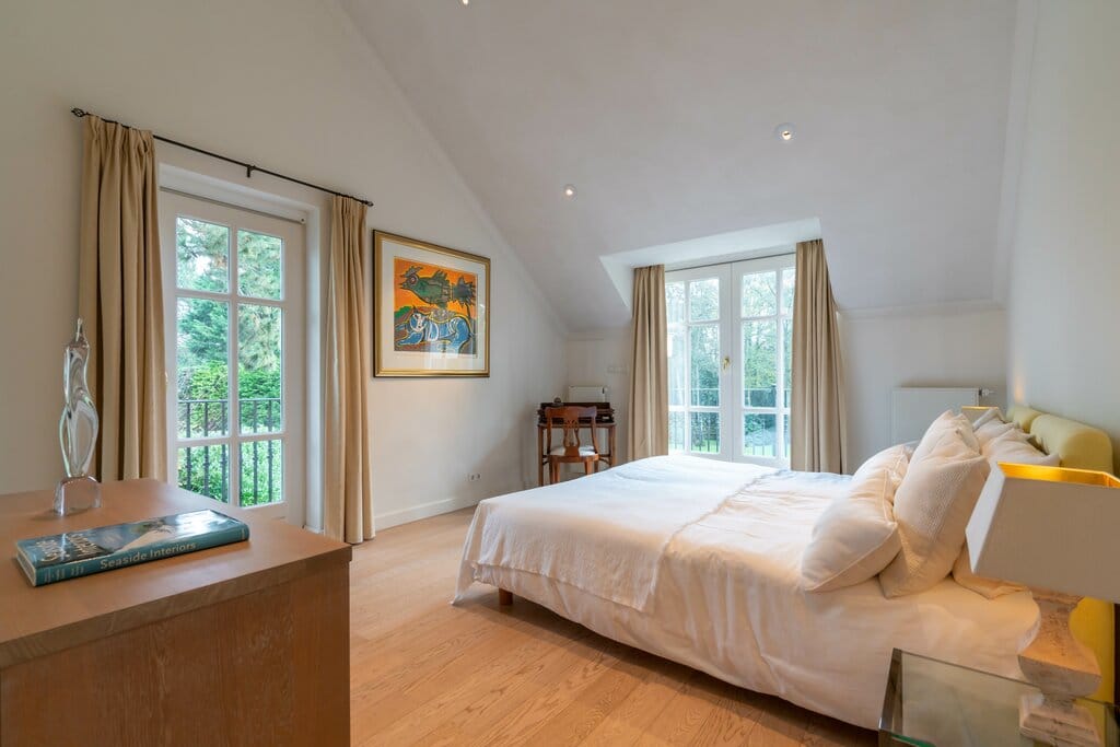 Stately Detached Villa with Expansive Garden Near Wassenaar Centre — 27
