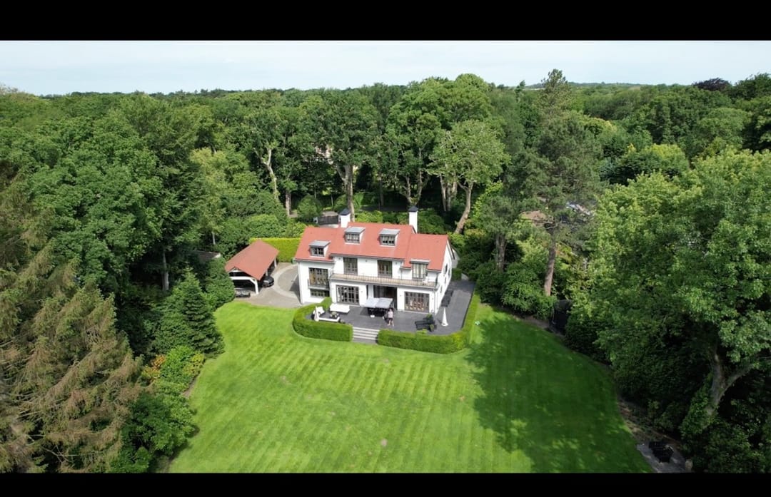 Stately Detached Villa with Expansive Garden Near Wassenaar Centre — 26