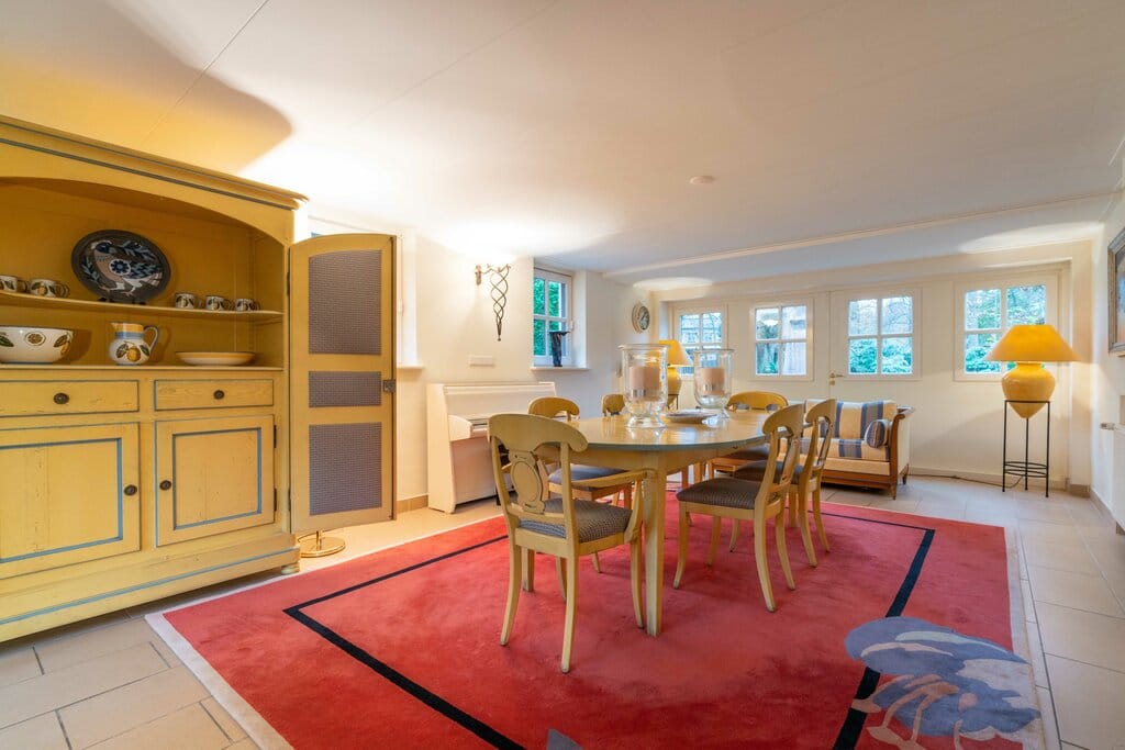 Stately Detached Villa with Expansive Garden Near Wassenaar Centre — 18