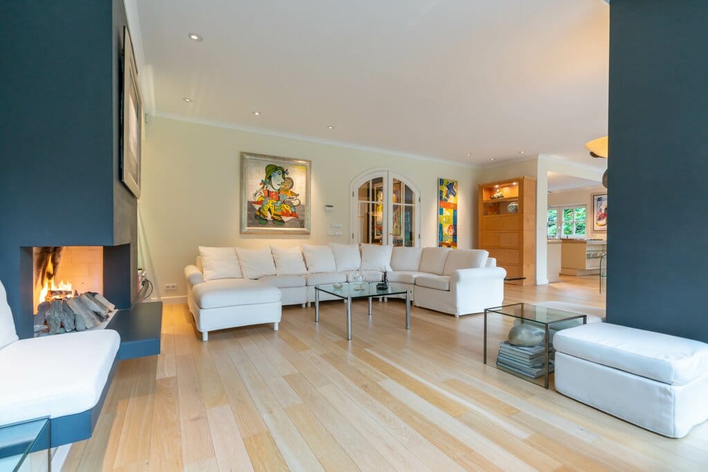 Stately Detached Villa with Expansive Garden Near Wassenaar Centre — 10