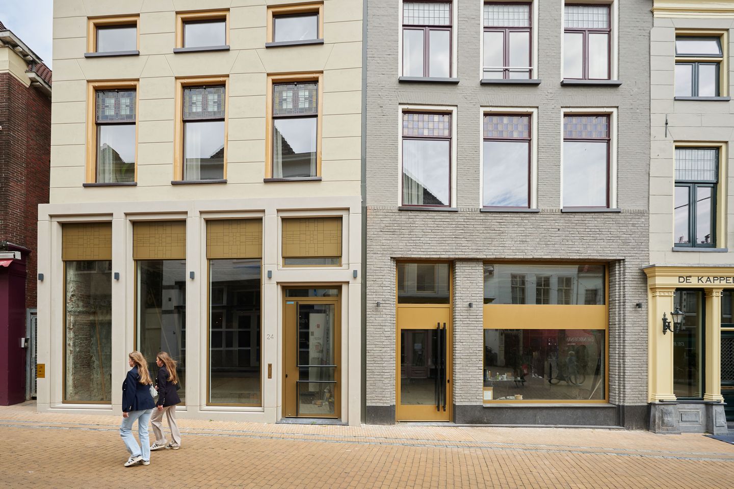 Bekijk foto 2 van Poelestraat 24