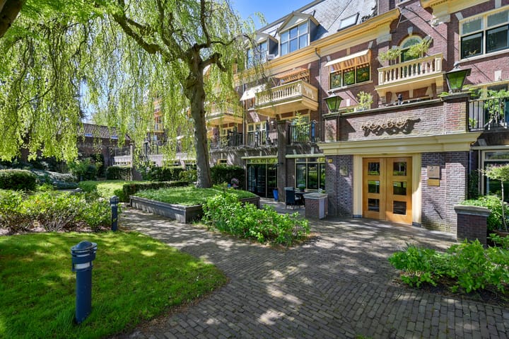 Foto 4 van Kennemerstraatweg 2-D