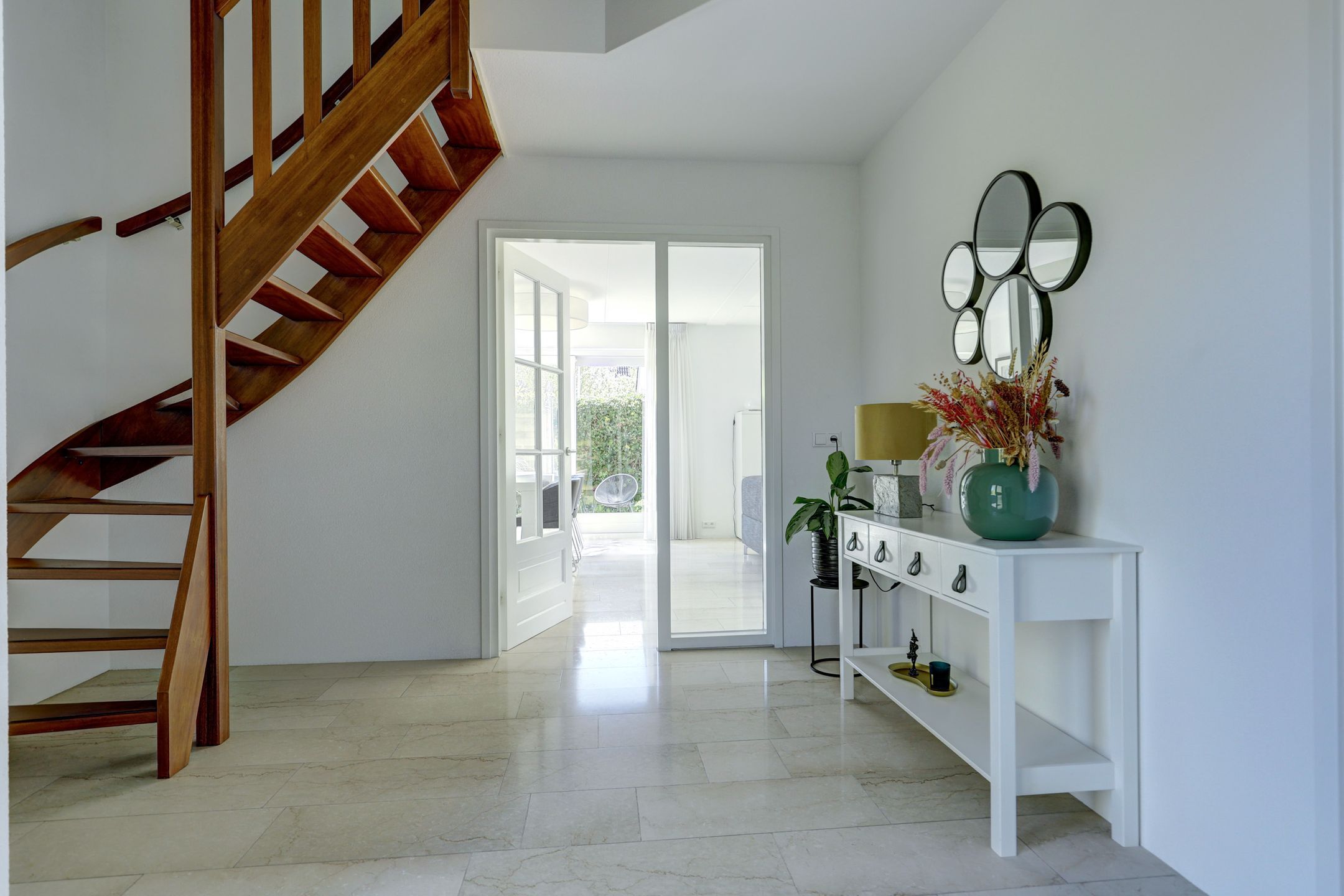 Photo 6 of Wulp 4