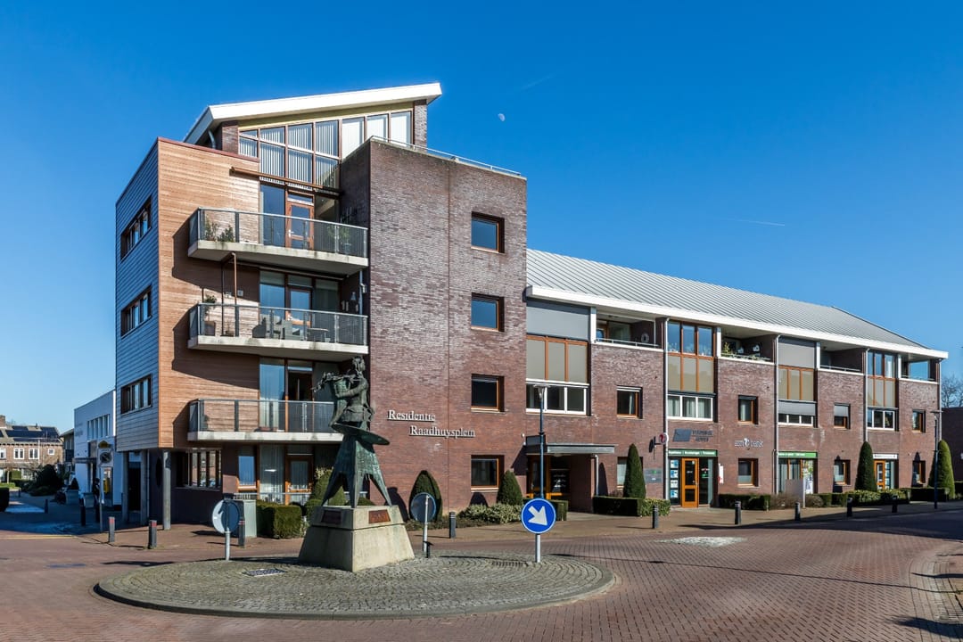 Photo 1 of Peterstraat 3-A
