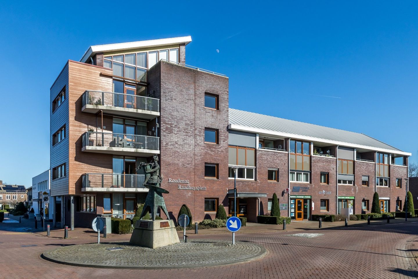 Photo 1 of Peterstraat 3-A