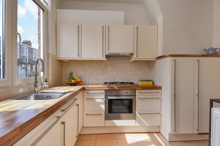 Photo 3 of Nicolaas Tulpstraat 28