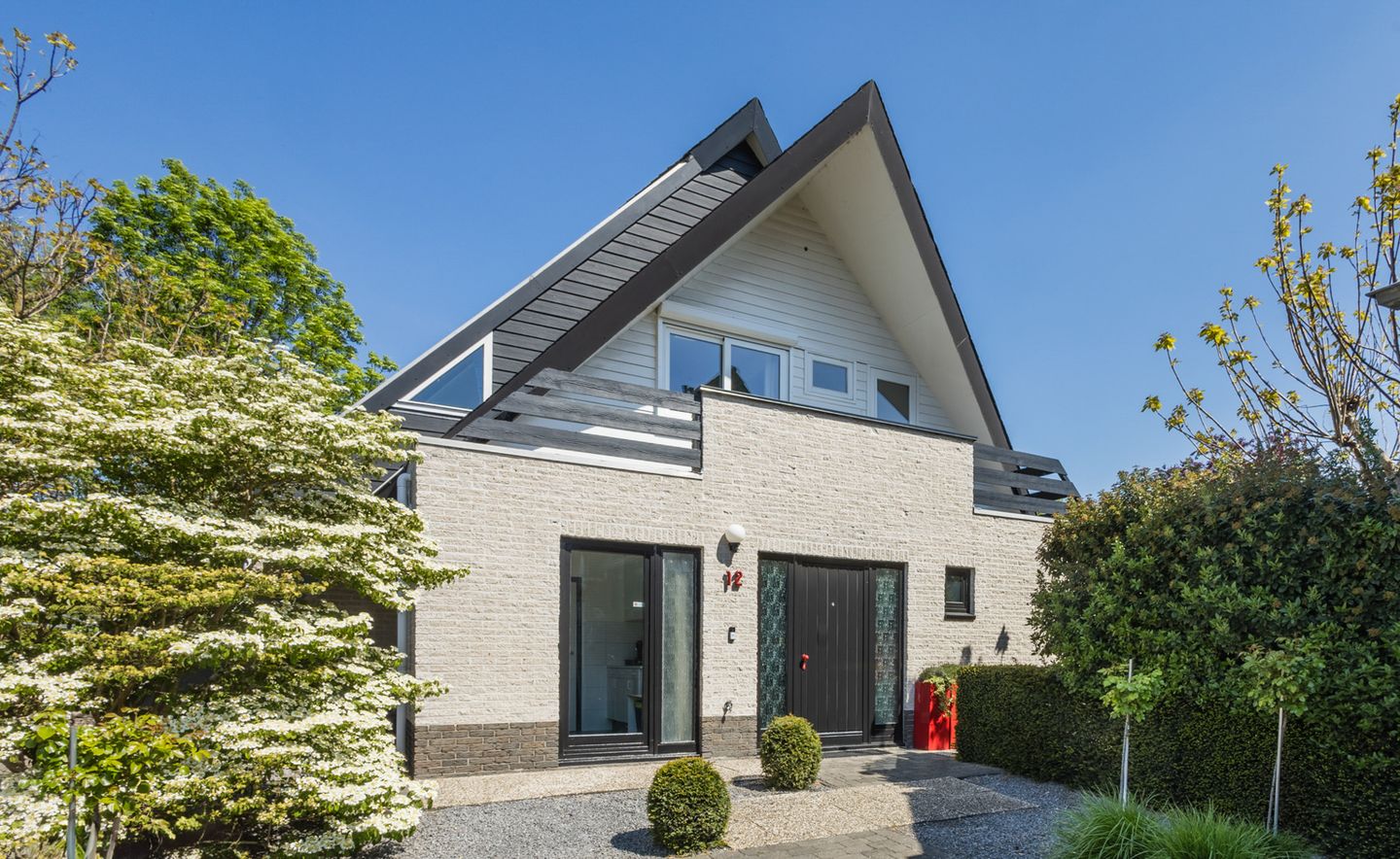 Photo 4 of Dierick Boutsstraat 12