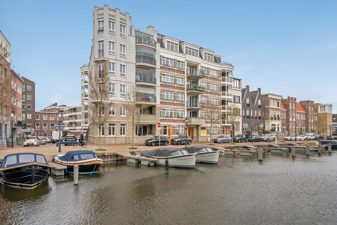 Foto 1 van Van Ravesteijnkade 1