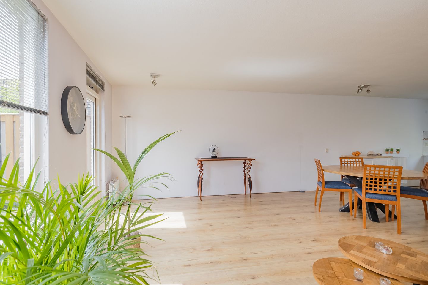 Spacious Four-Bedroom Terraced Home in Green Velserbroek — 19