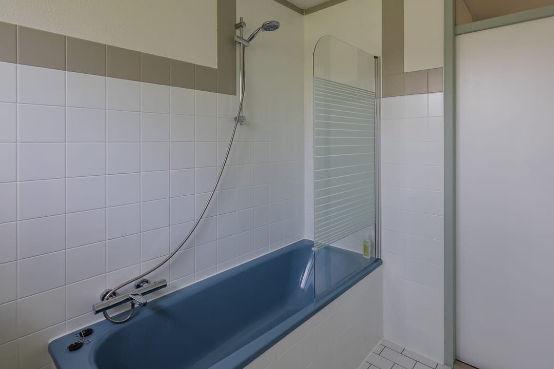 Spacious Four-Bedroom Terraced Home in Green Velserbroek — 38