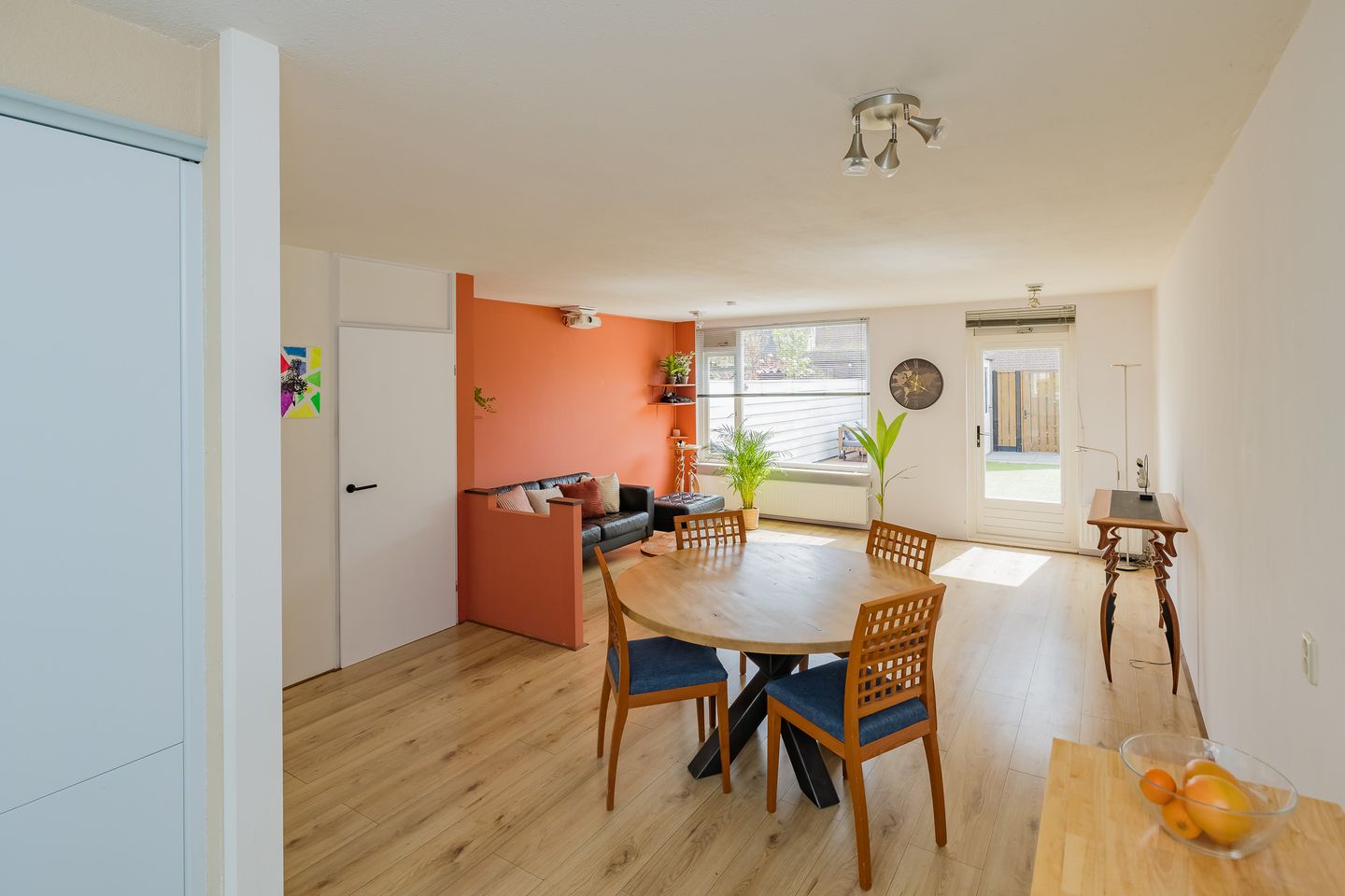 Spacious Four-Bedroom Terraced Home in Green Velserbroek — 14