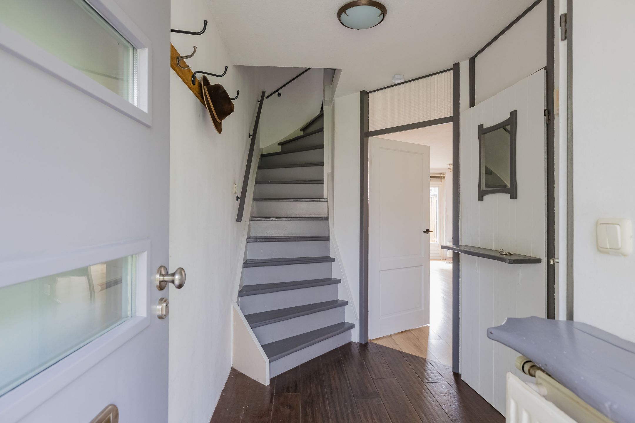 Spacious Four-Bedroom Terraced Home in Green Velserbroek — 12