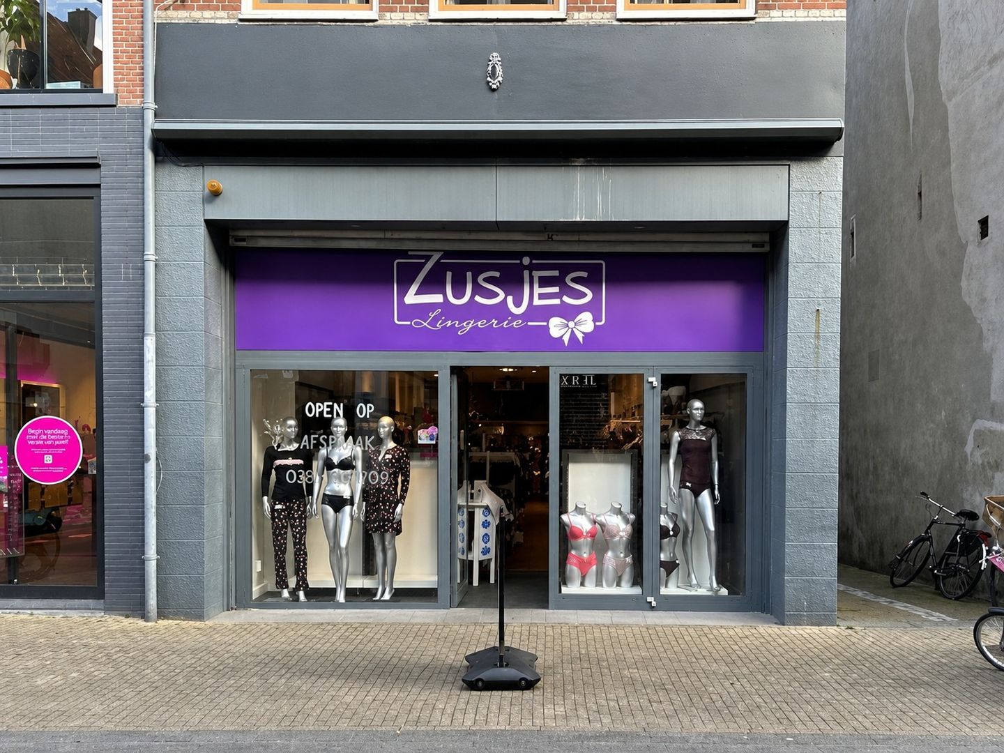 View photo 1 of Oudestraat 109
