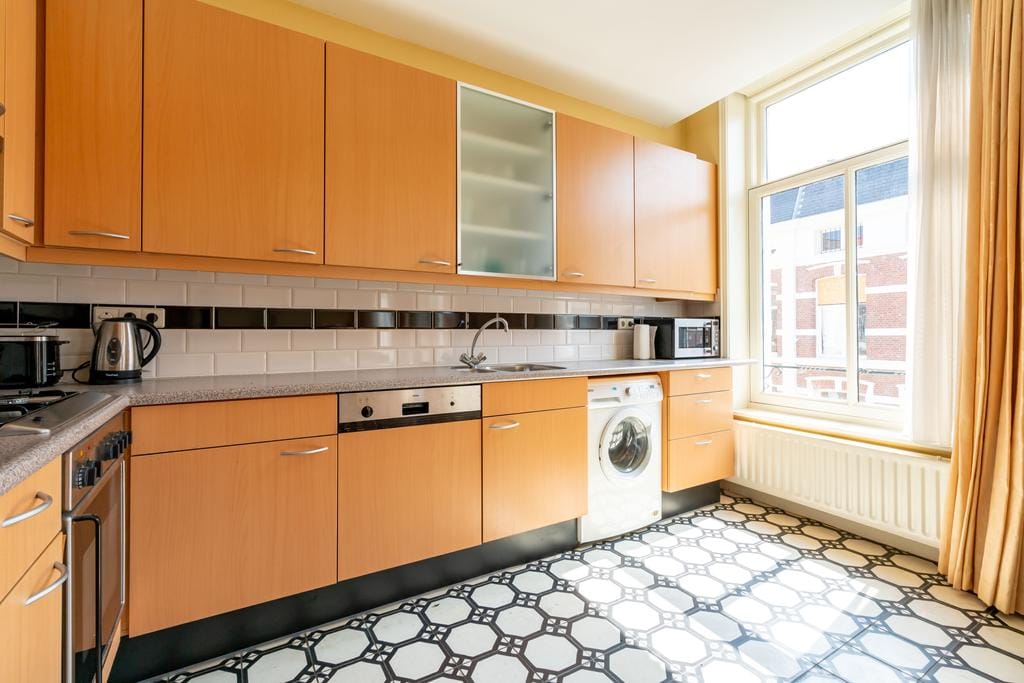 Photo 17 of Van Speijkstraat 31-C