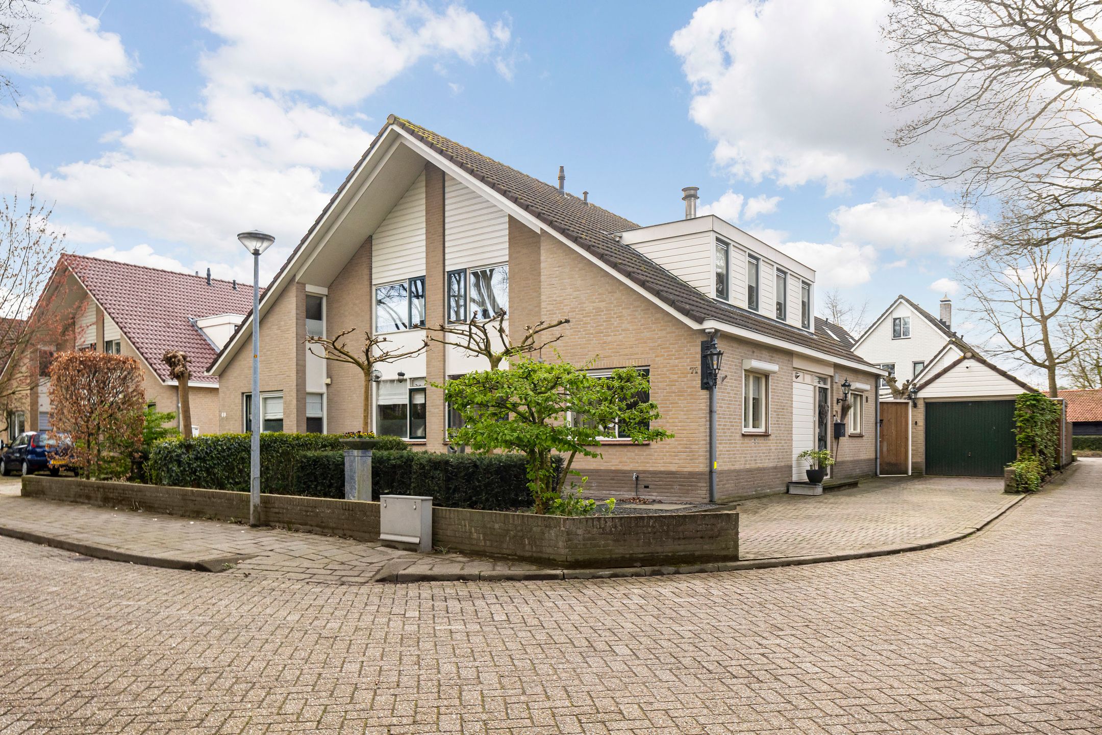 Dr. Ir. Vondelingpark 71 