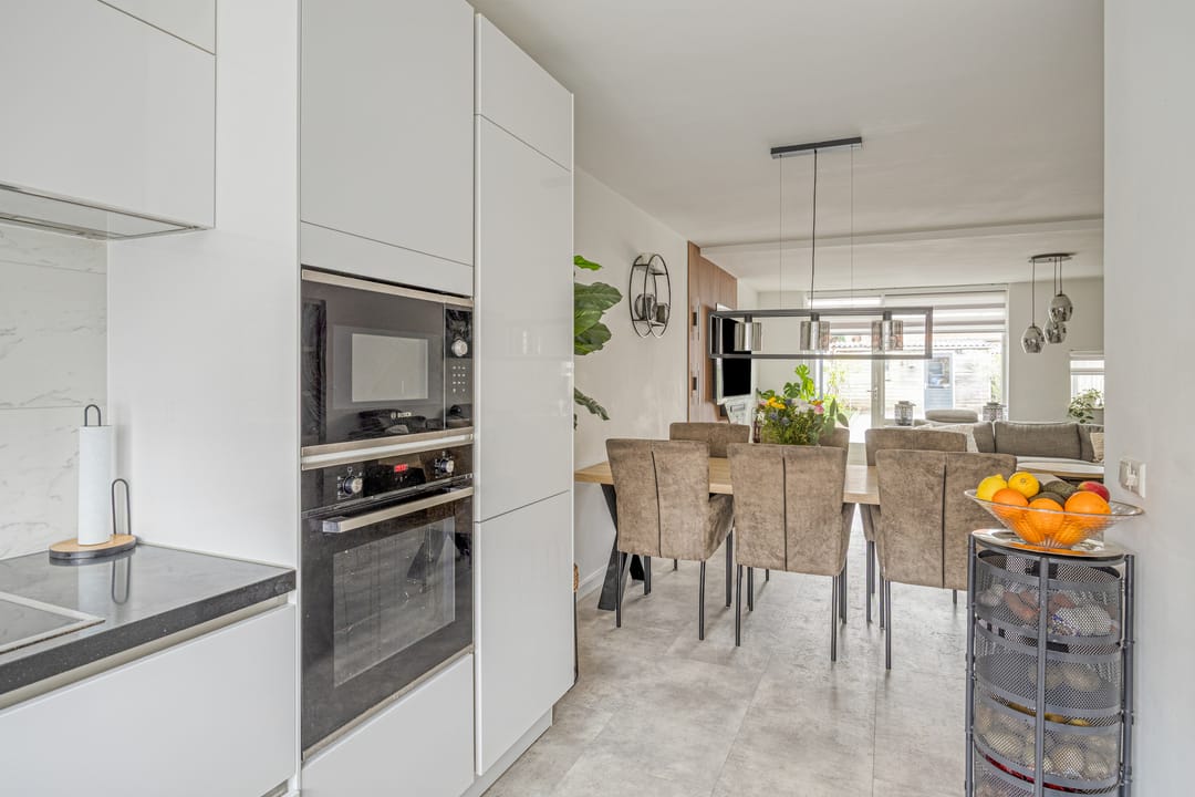 Photo 11 of Jasmijnstraat 69