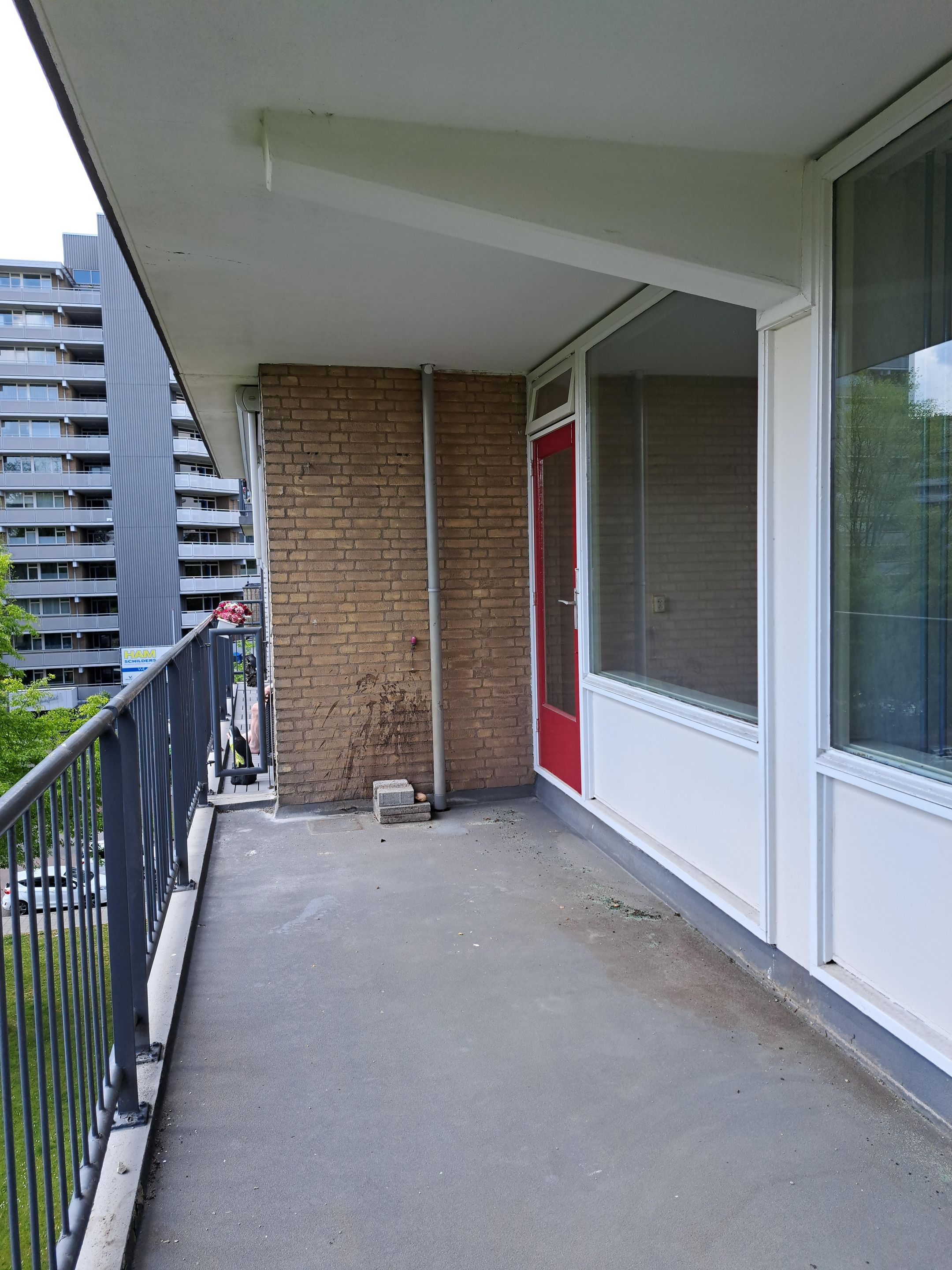 Bright 5-room apartment with balcony along singel in Van Zantenbuurt, Schiedam — 27