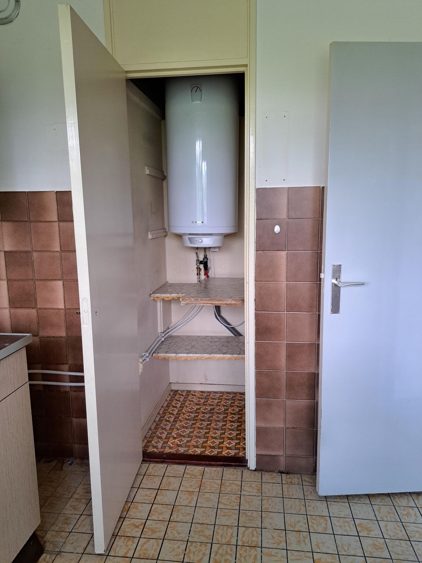 Bright 5-room apartment with balcony along singel in Van Zantenbuurt, Schiedam — 25