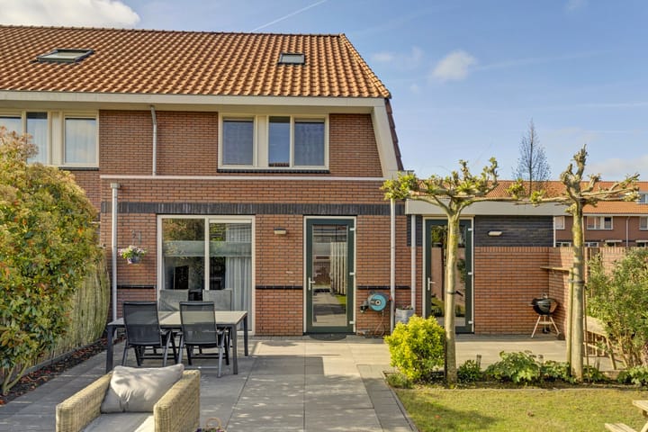 Foto 4 van Maagd 8