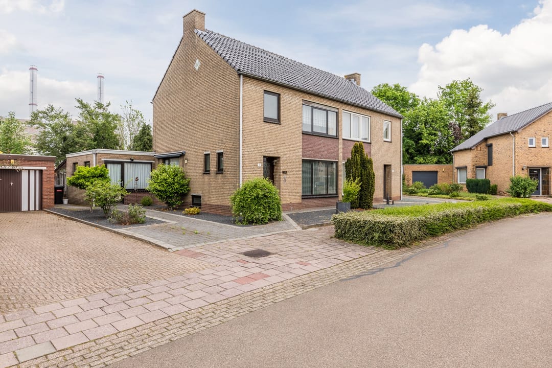 Foto 1 van Steenakkerstraat 11