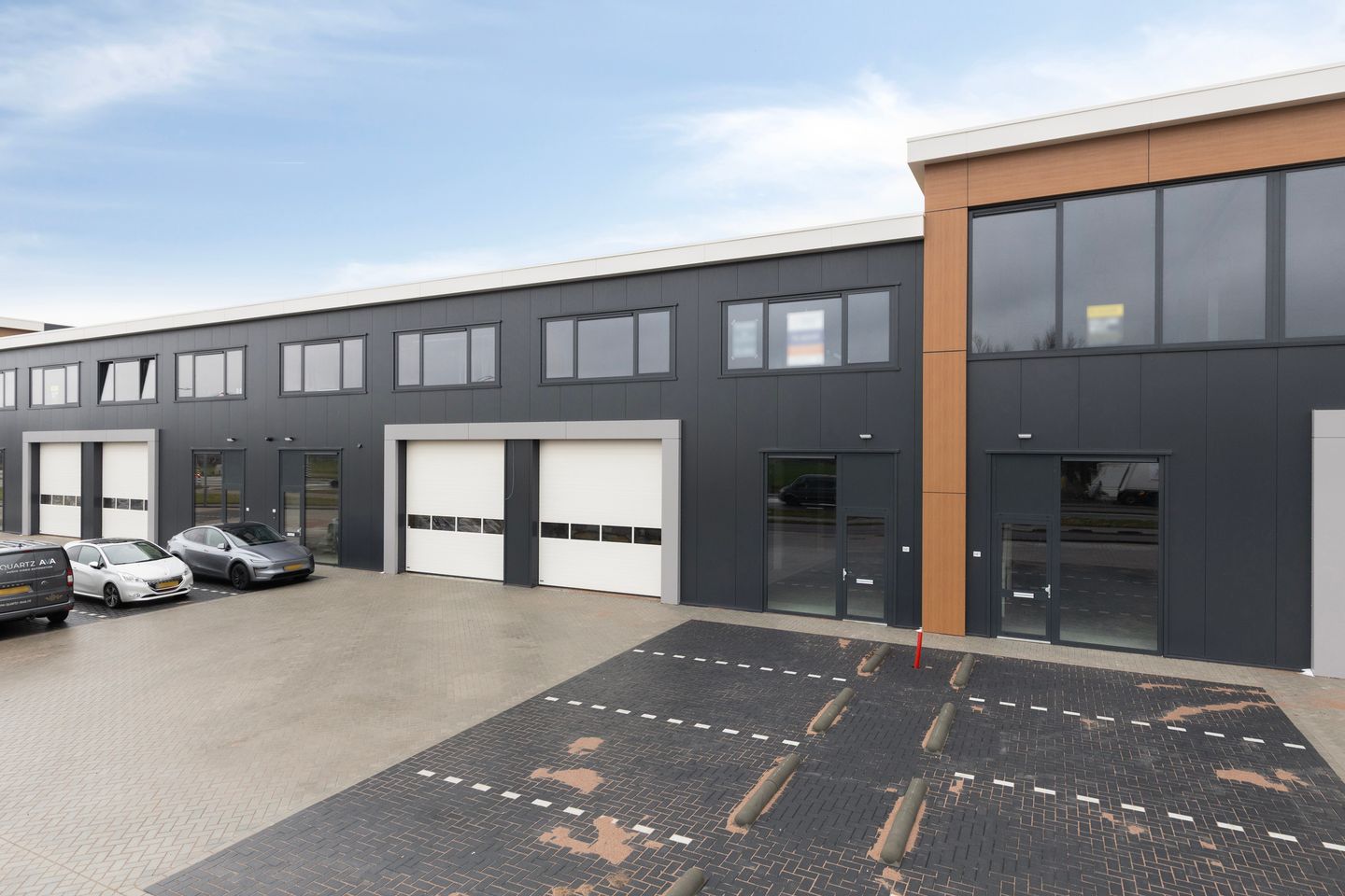 View photo 2 of Nieuwe Bredase Baan 14-K