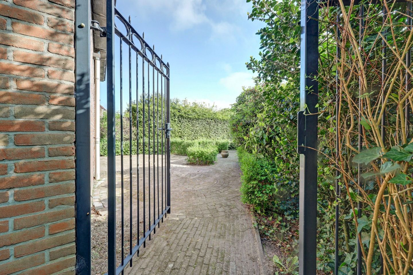 Photo 34 of Hammerfeststraat 70