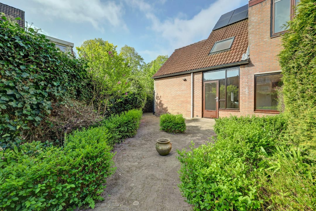Photo 28 of Hammerfeststraat 70