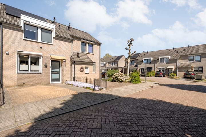 Photo 2 of Julius de Haasstraat 25