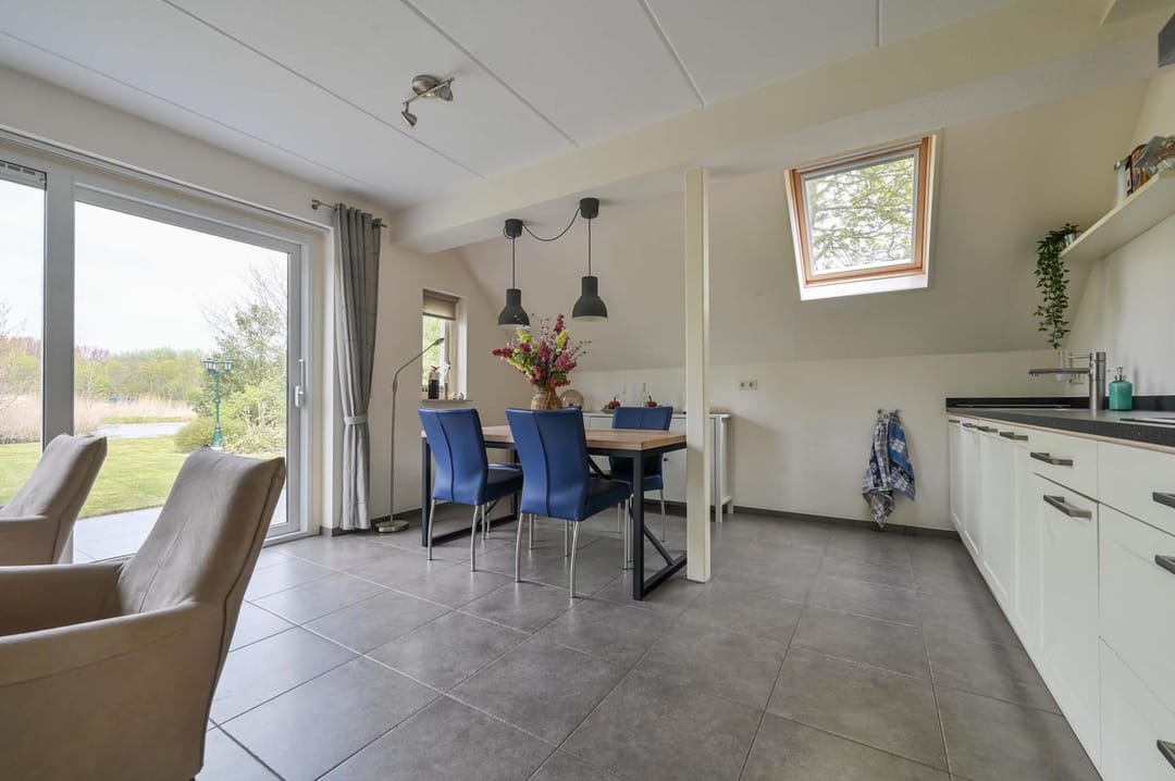 Photo 8 of De Rug 3-283