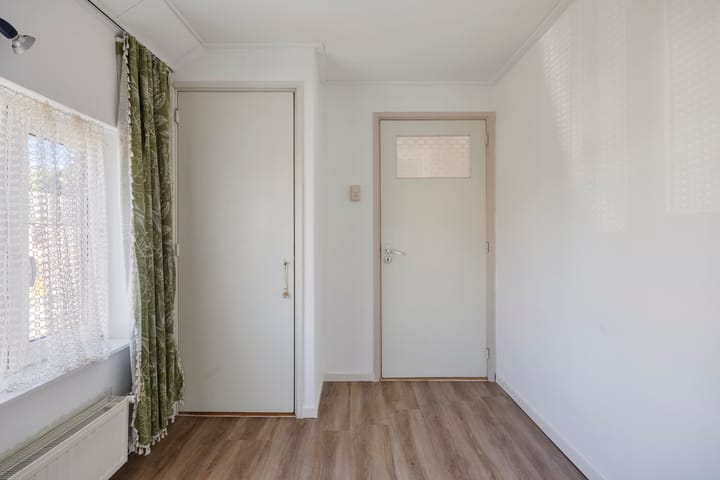 Hoekwoning te koop: Hollandiastraat 2, Sas Van Gent