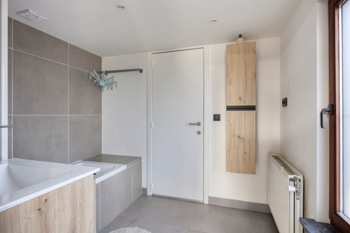 Hoekwoning te koop: Hollandiastraat 2, Sas Van Gent